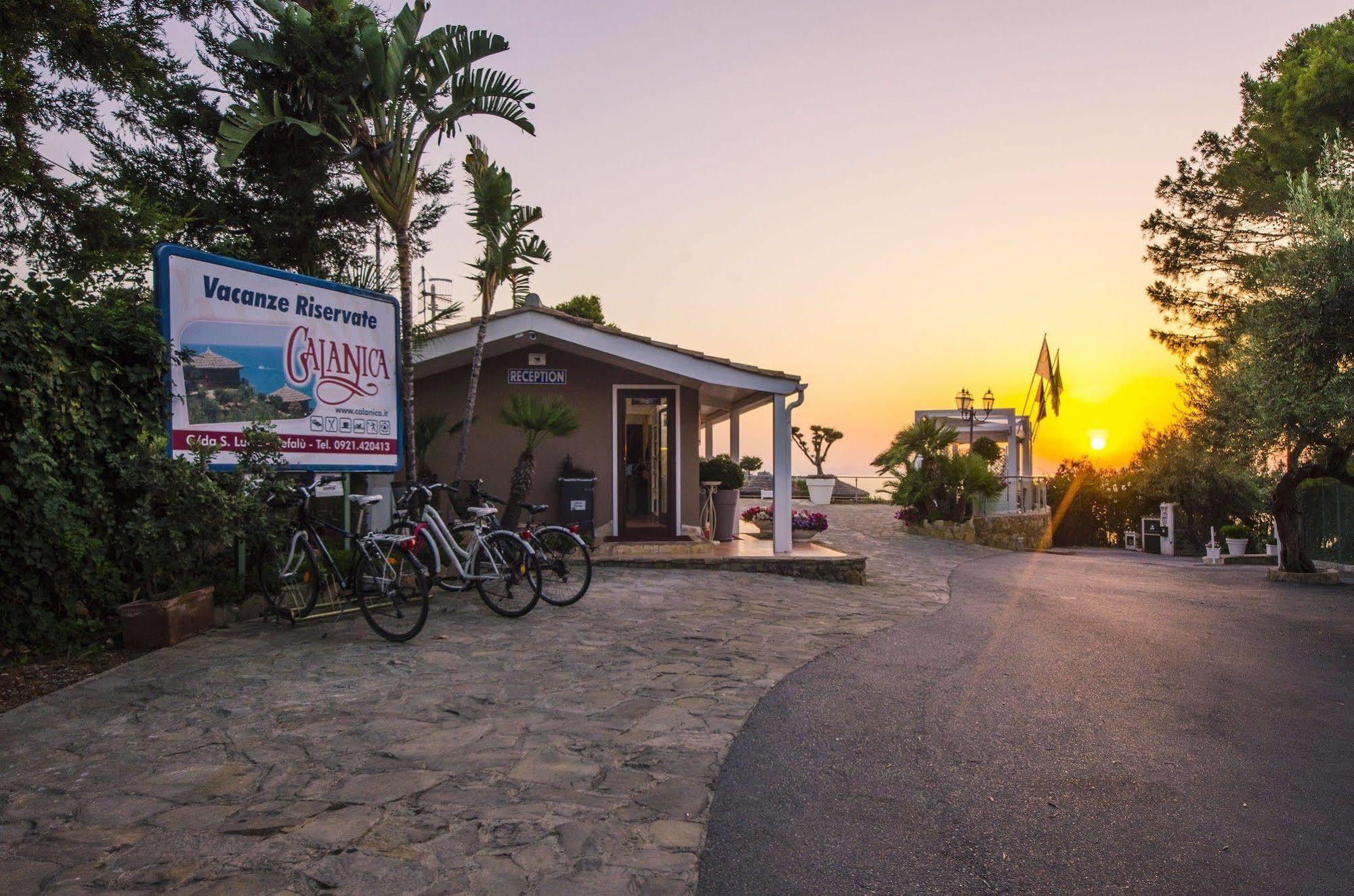 Calanica Resort เชฟาลู ภายนอก รูปภาพ